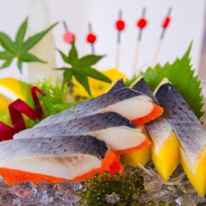 CÁ TRÍCH ÉP TRỨNG