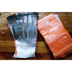 PHI LÊ CÁ HỒI CÒN DA-0